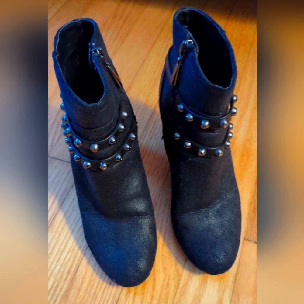Vera Want Black Ankle Boots with Silver Studs